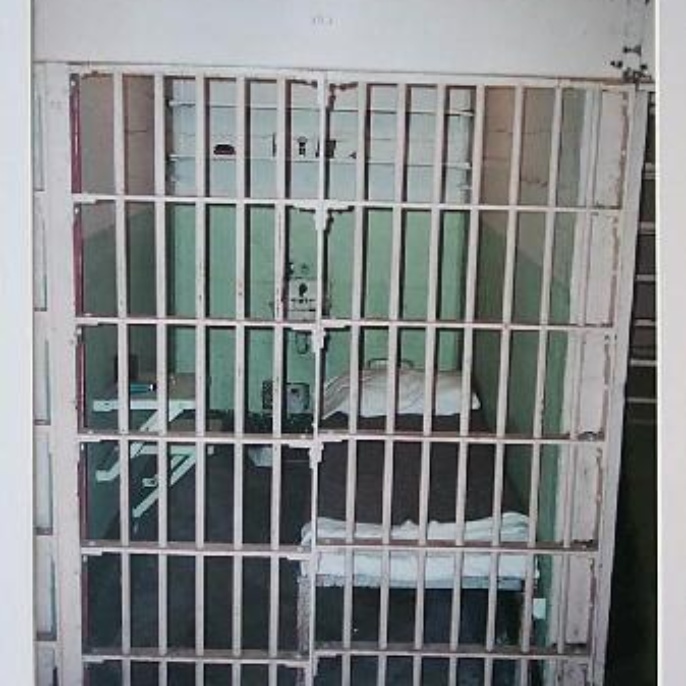 'Heimat hinter Gitter 1' von S. Mayer